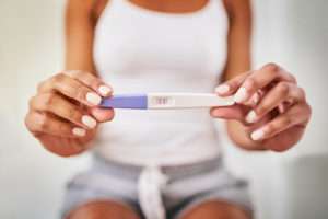 Teste de gravidez: como fazer e como é um exame positivo - Minha Vida