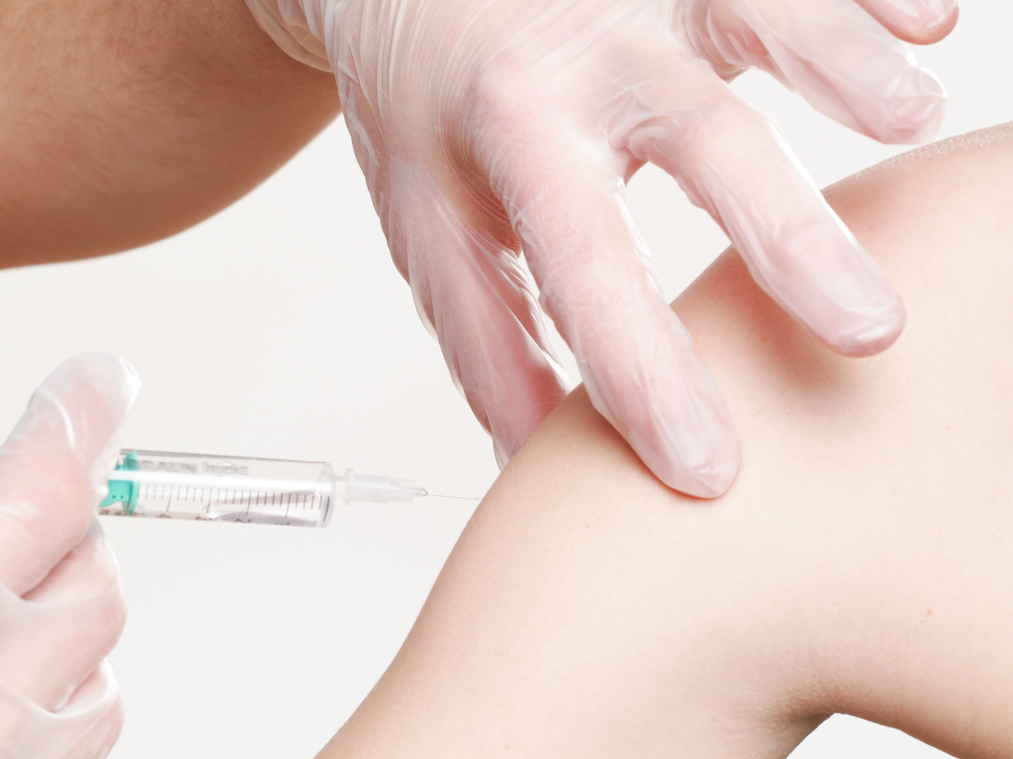 Tentantes: possíveis pontos positivos e negativos da vacina contra a Covid-19